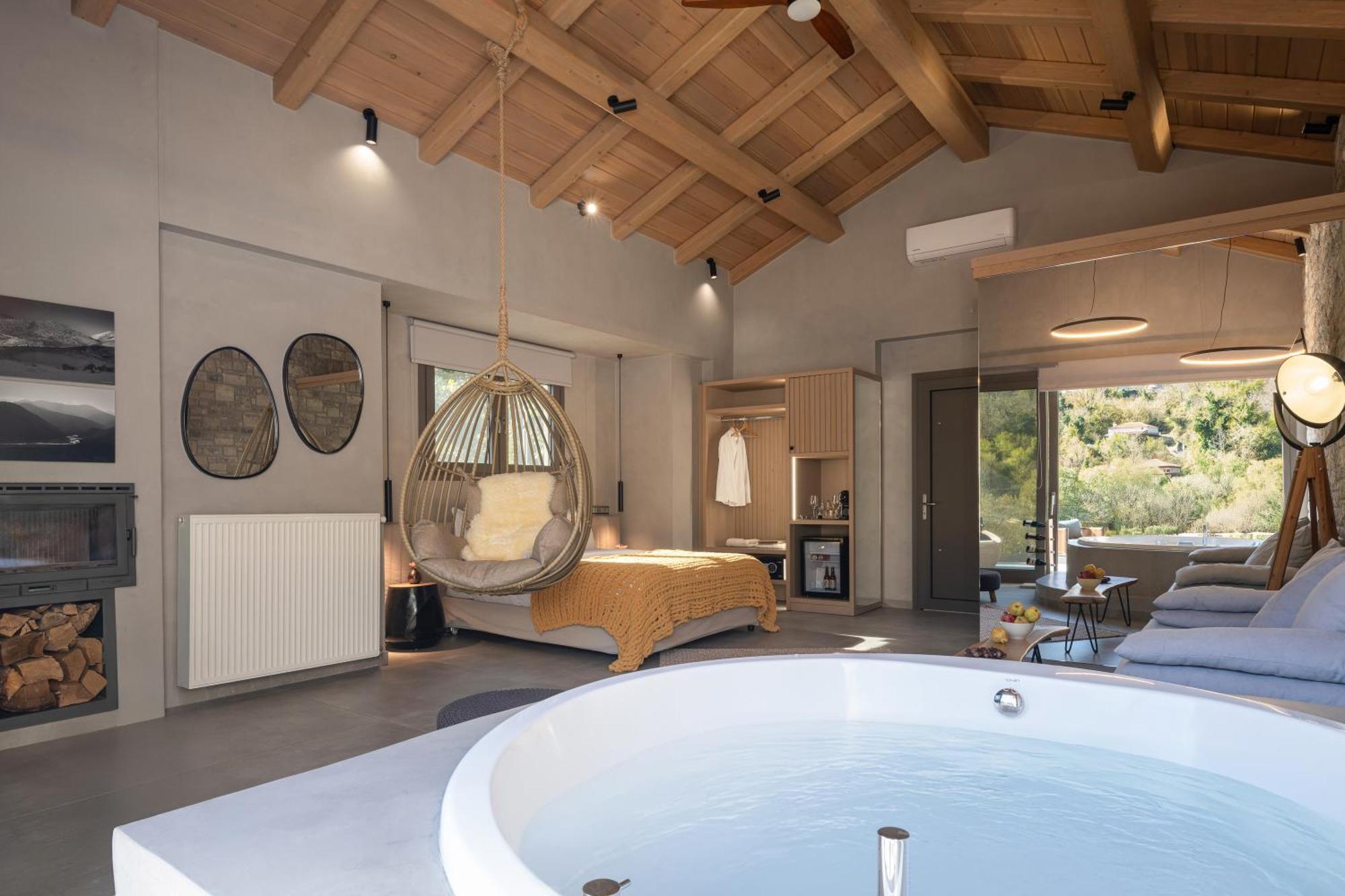 Evora Luxury Suites Mega Chorio Exterior photo