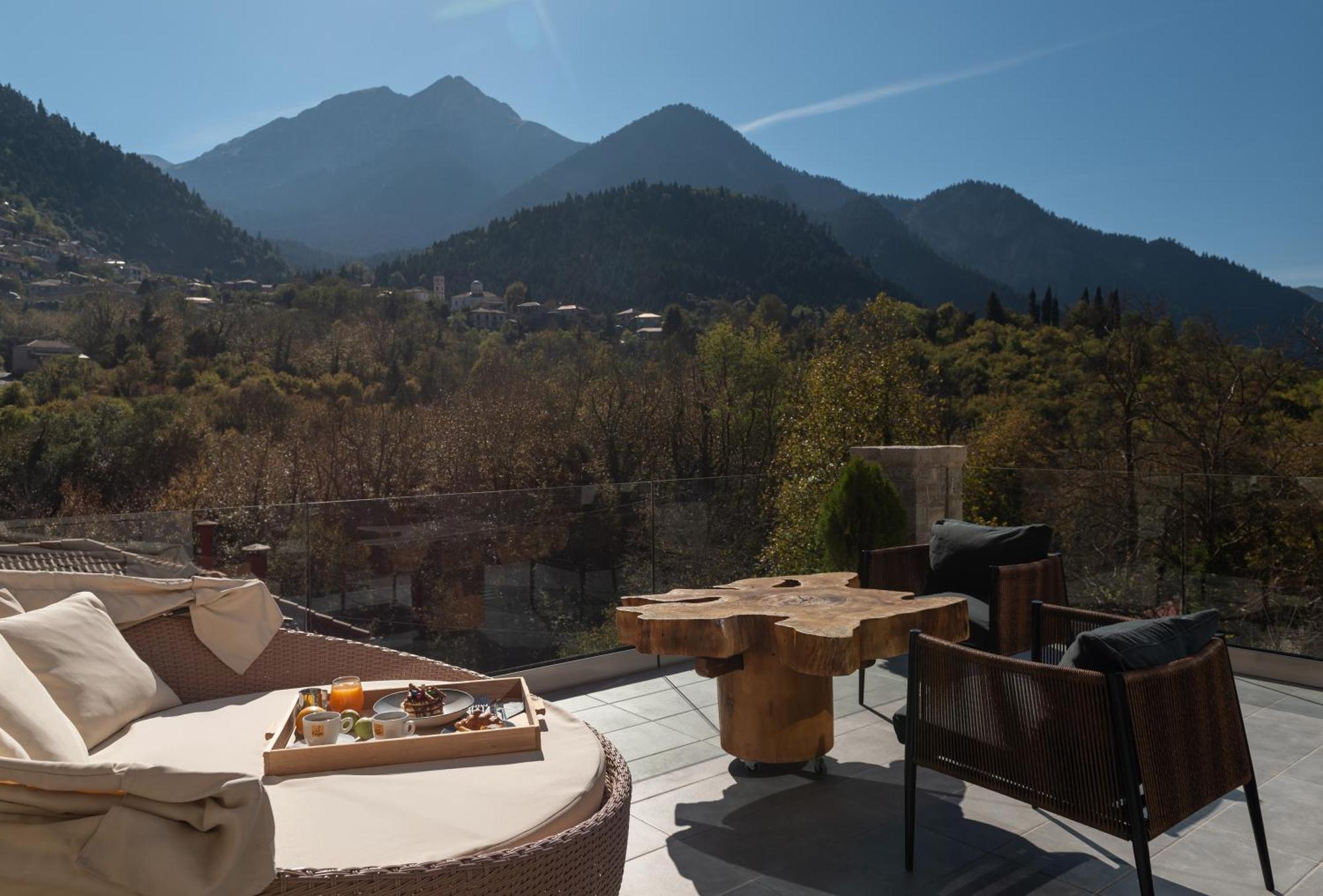 Evora Luxury Suites Mega Chorio Exterior photo
